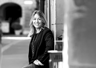 Regula Sandi, Rédactrice RP, forum pr
